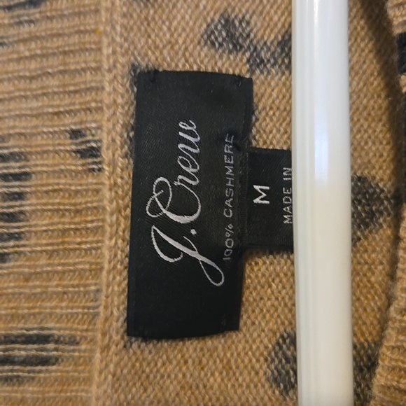 J. Crew women's M leopard 🐆 print cashmere sweater - Picture 2 of 4